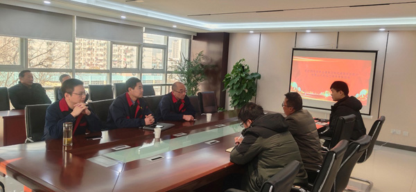 公司高管帶隊(duì)考察盤扣式腳手架企業(yè) 公司高管帶隊(duì)考察盤扣式腳手架企業(yè)