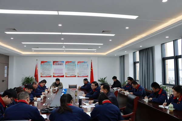 公司召開(kāi)先模人物座談會(huì) 公司召開(kāi)先模人物座談會(huì)