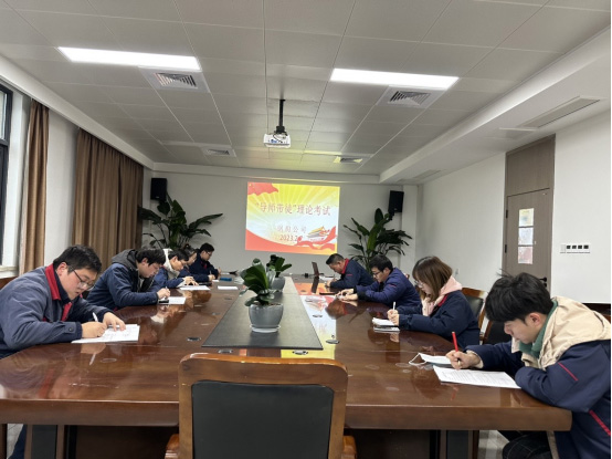 鋼構(gòu)公司開(kāi)展“導(dǎo)師帶徒”理論考試  鋼構(gòu)公司開(kāi)展“導(dǎo)師帶徒”理論考試